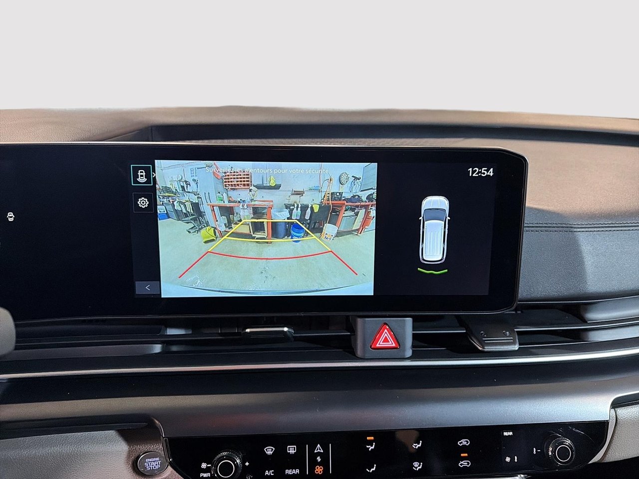 Kia Carnival LX + 2025-16