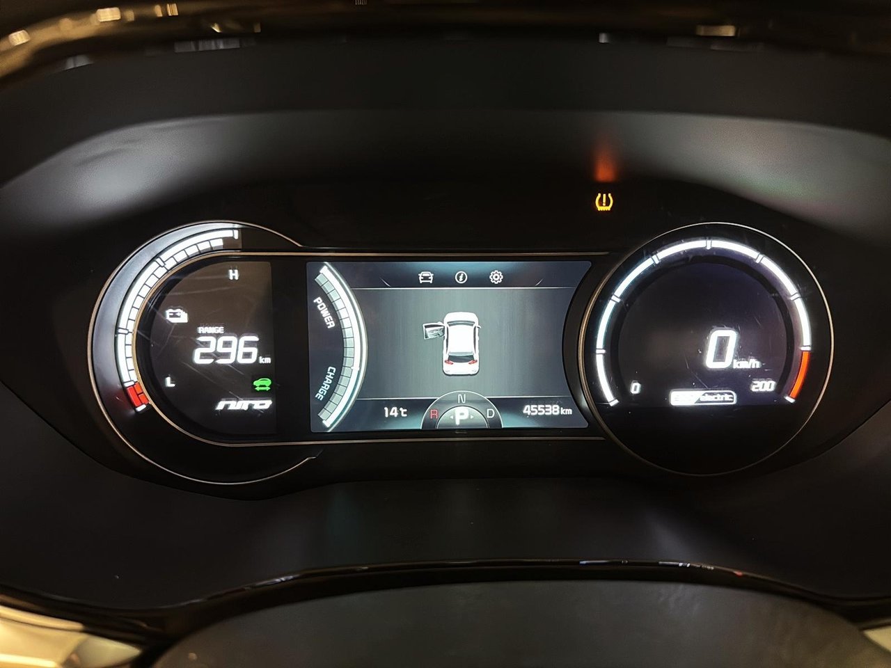 2022 Kia Niro EV EX+-12