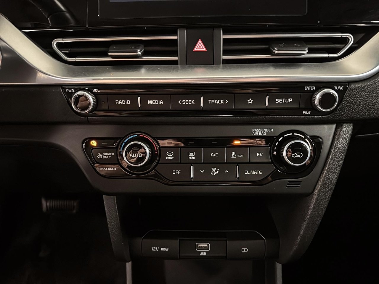 2022 Kia Niro EV EX+-13