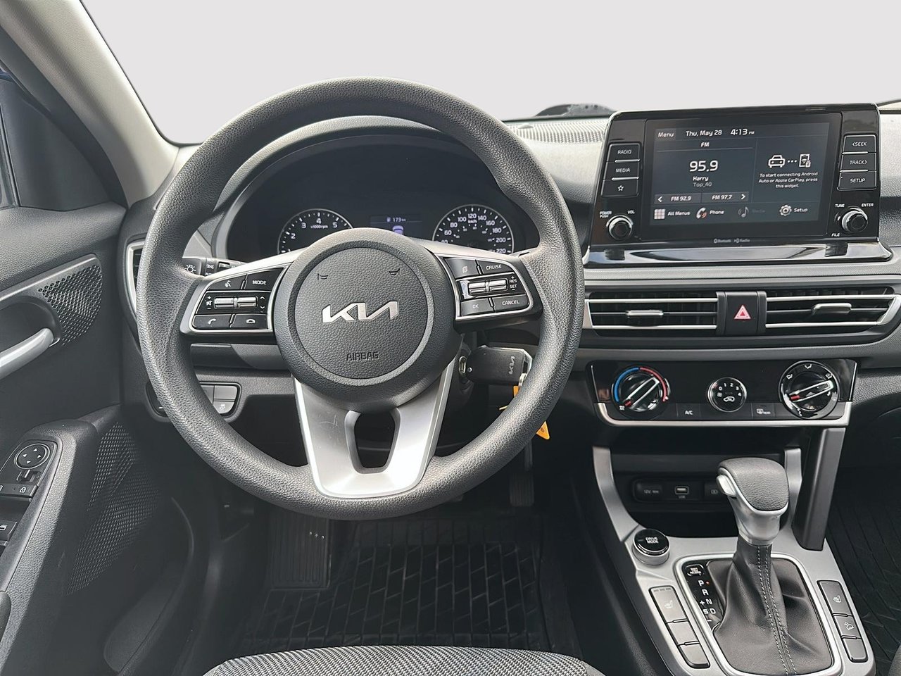 Kia Seltos LX 2022-13