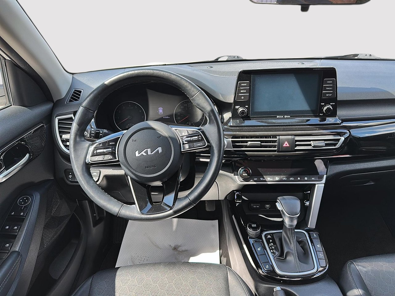 Kia Seltos EX 2023-13