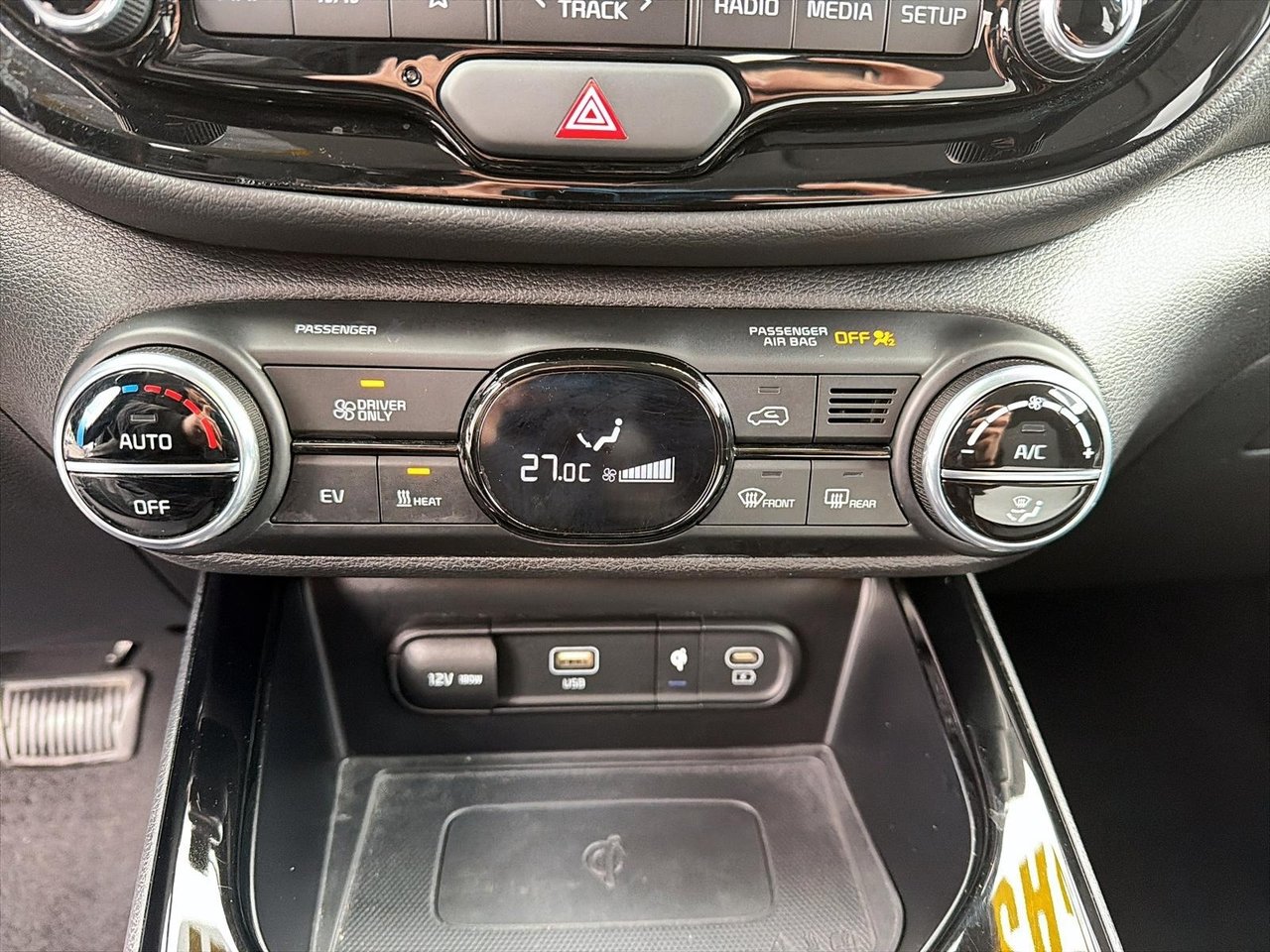 2023 Kia Soul EV EV Premium-13