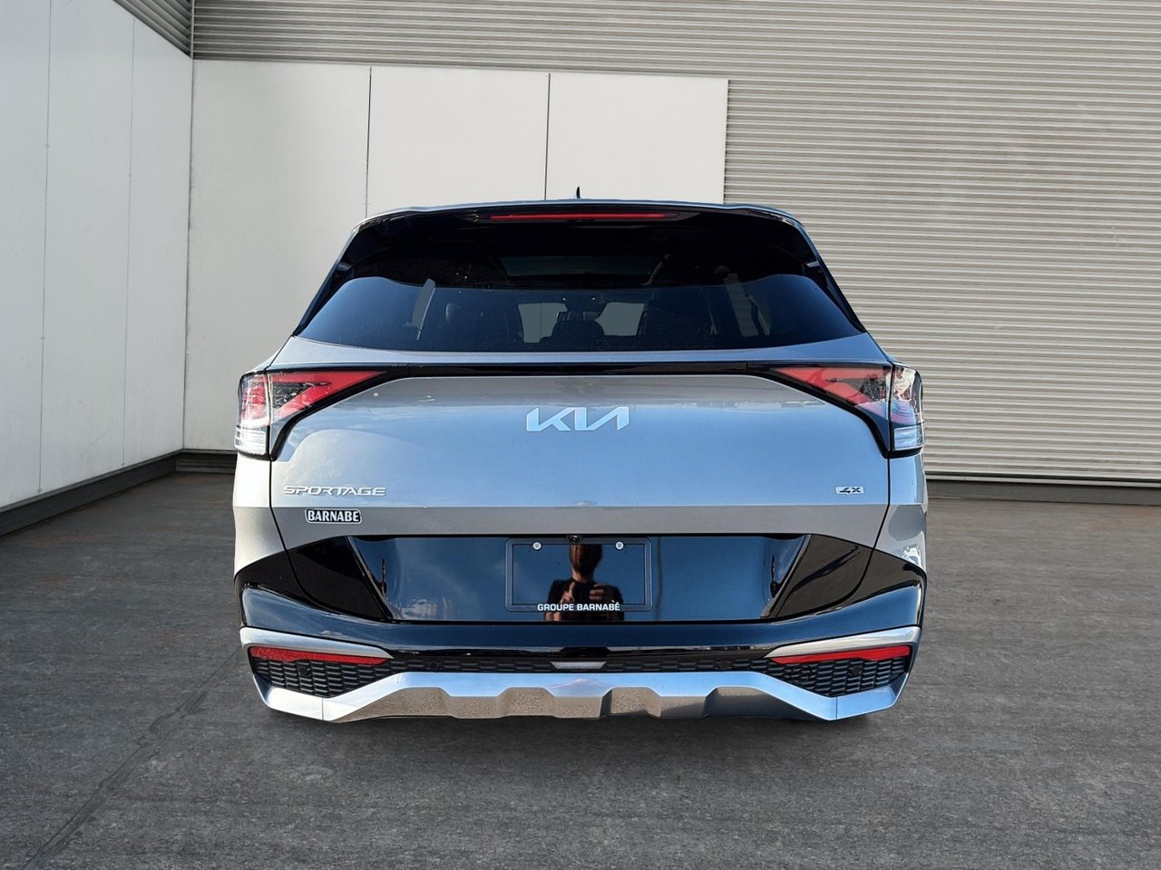 2023 Kia Sportage EX Premium-2
