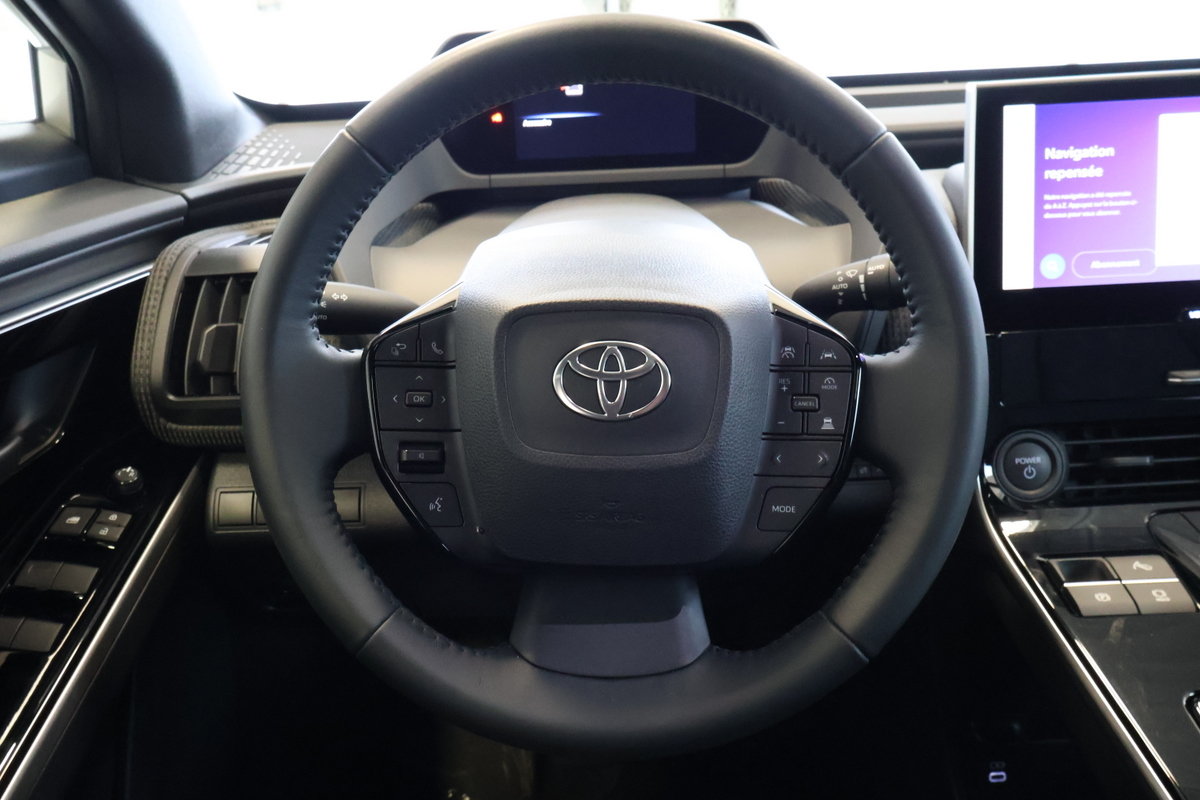 2024 Toyota BZ4X XLE AWD TOIT-PANORAMIQUE-5