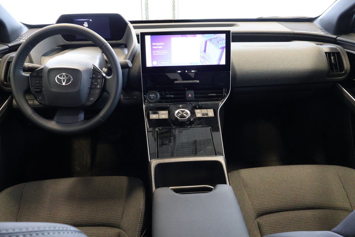 2024 Toyota BZ4X XLE AWD TOIT-PANORAMIQUE-4