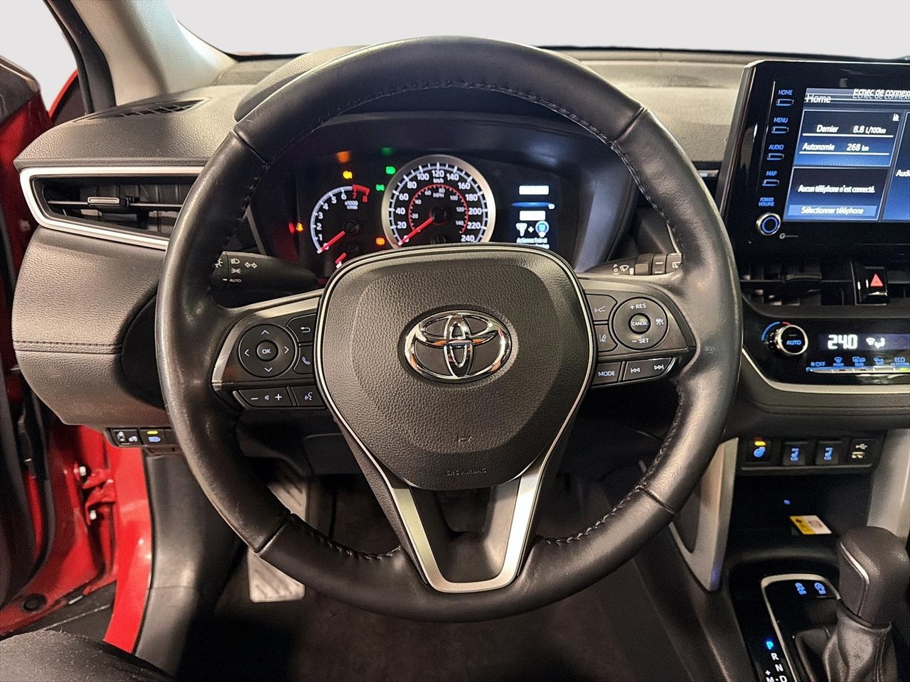 Toyota Corolla Cross LE 2022-11