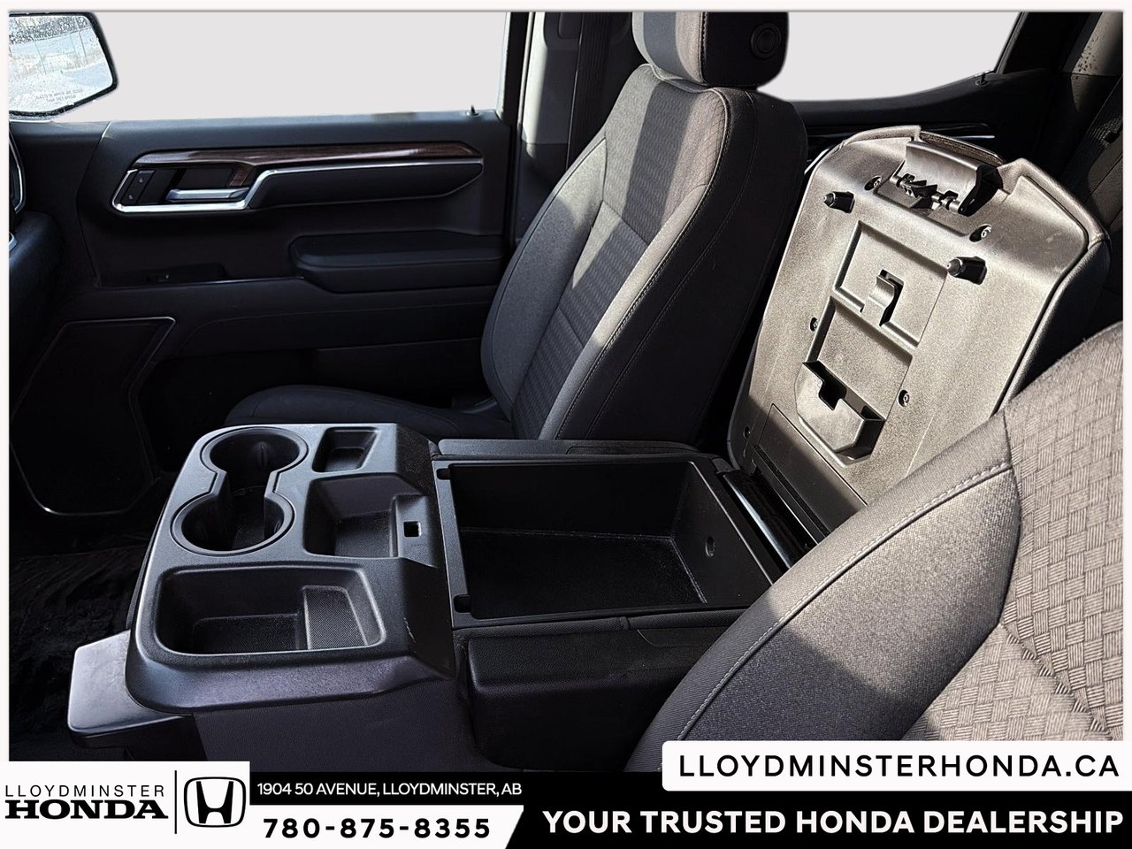 2022 Chevrolet Silverado 1500 LT-13