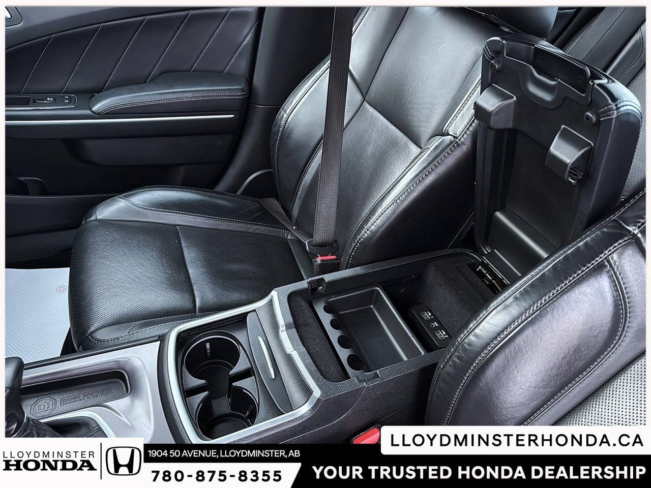 2023 Dodge Charger SXT-11