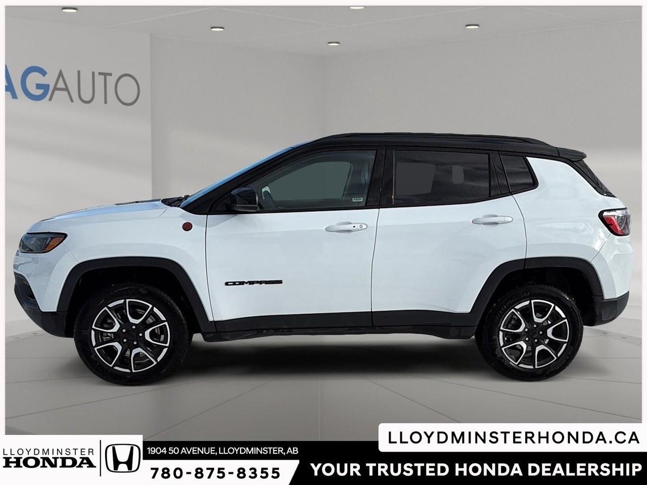2024 Jeep Compass Trailhawk-4