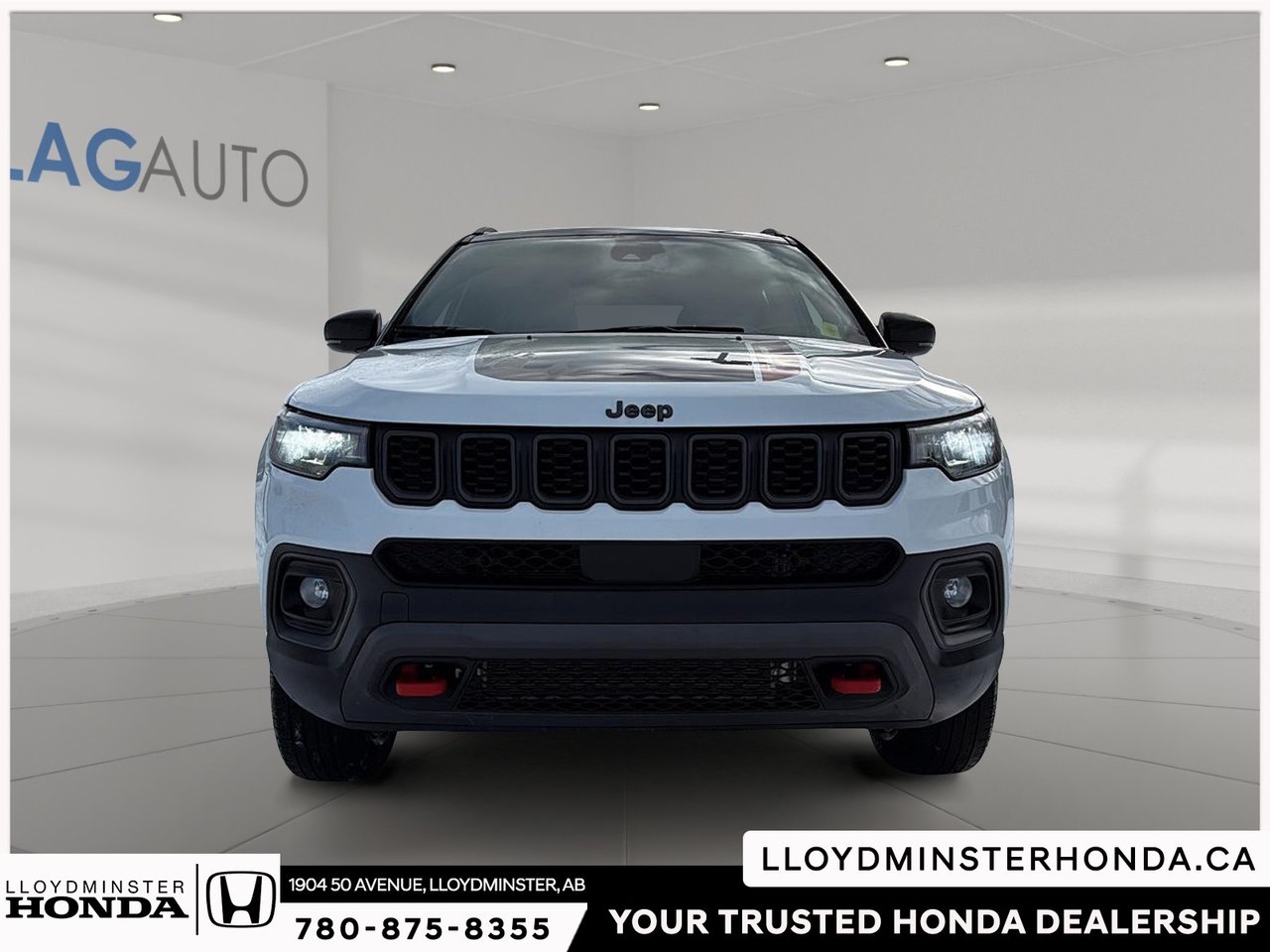 2024 Jeep Compass Trailhawk-1