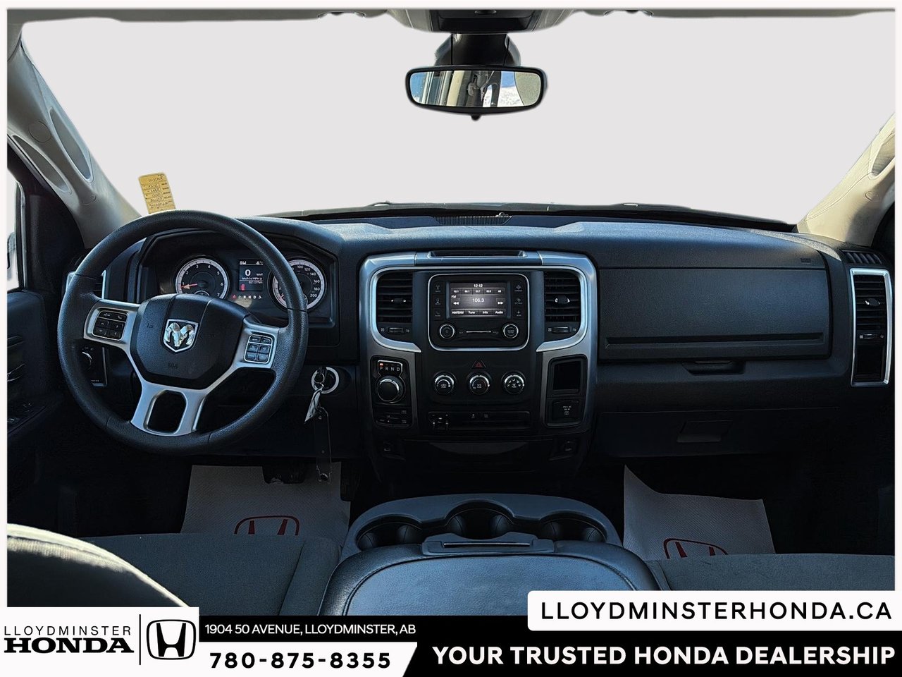 2023 Ram 1500 Classic SLT-18