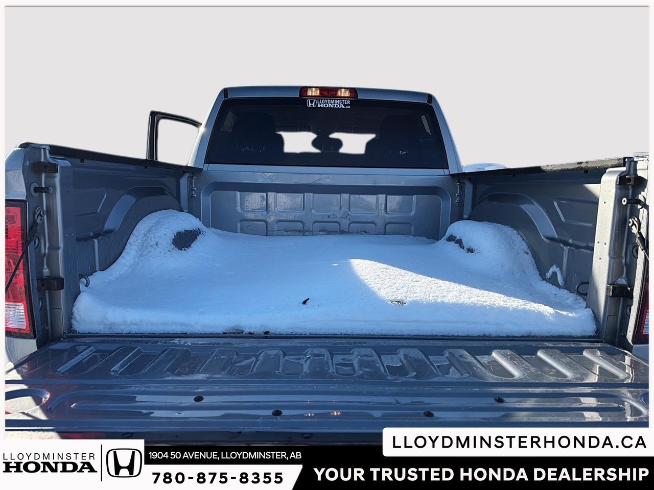 2023 Ram 1500 Classic SLT-6