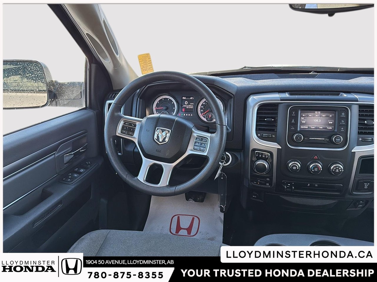 2023 Ram 1500 Classic SLT-17