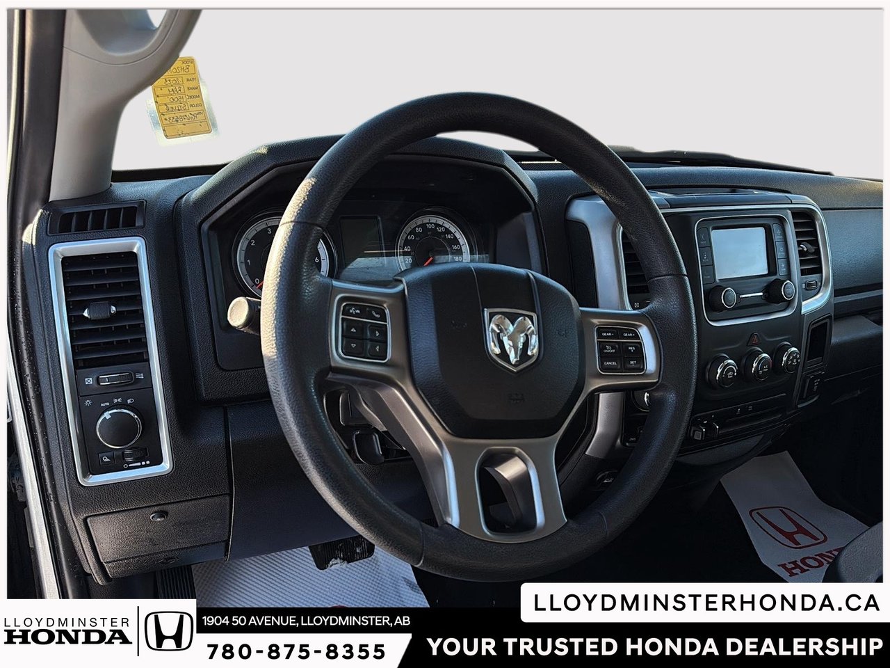 2023 Ram 1500 Classic SLT-15