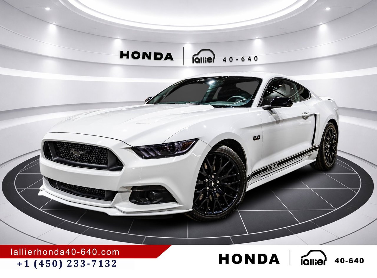 White 2015 Ford Mustang Coupe Rear-Wheel Drive Manual