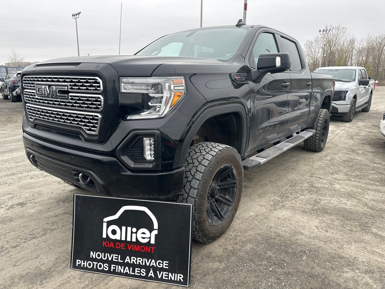 2021 GMC Sierra 1500 Denali Crew Cab 4WD