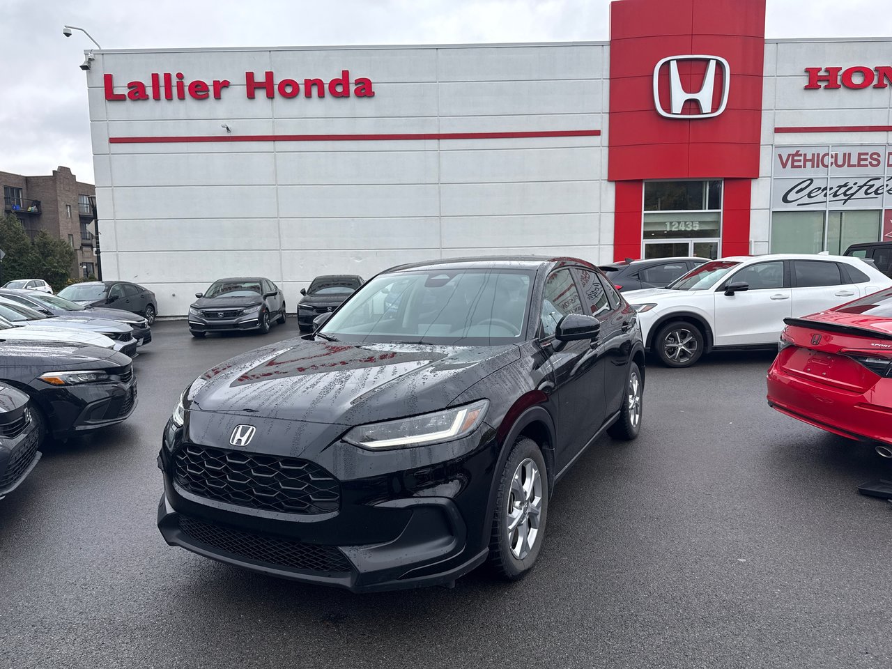 Black (NOIR CRISTAL NACRÉE(NH-731P)-NOIR PEINTURE PREMIUM) 2025 Honda HR-V SUV / Crossover All-Wheel Drive Automatic