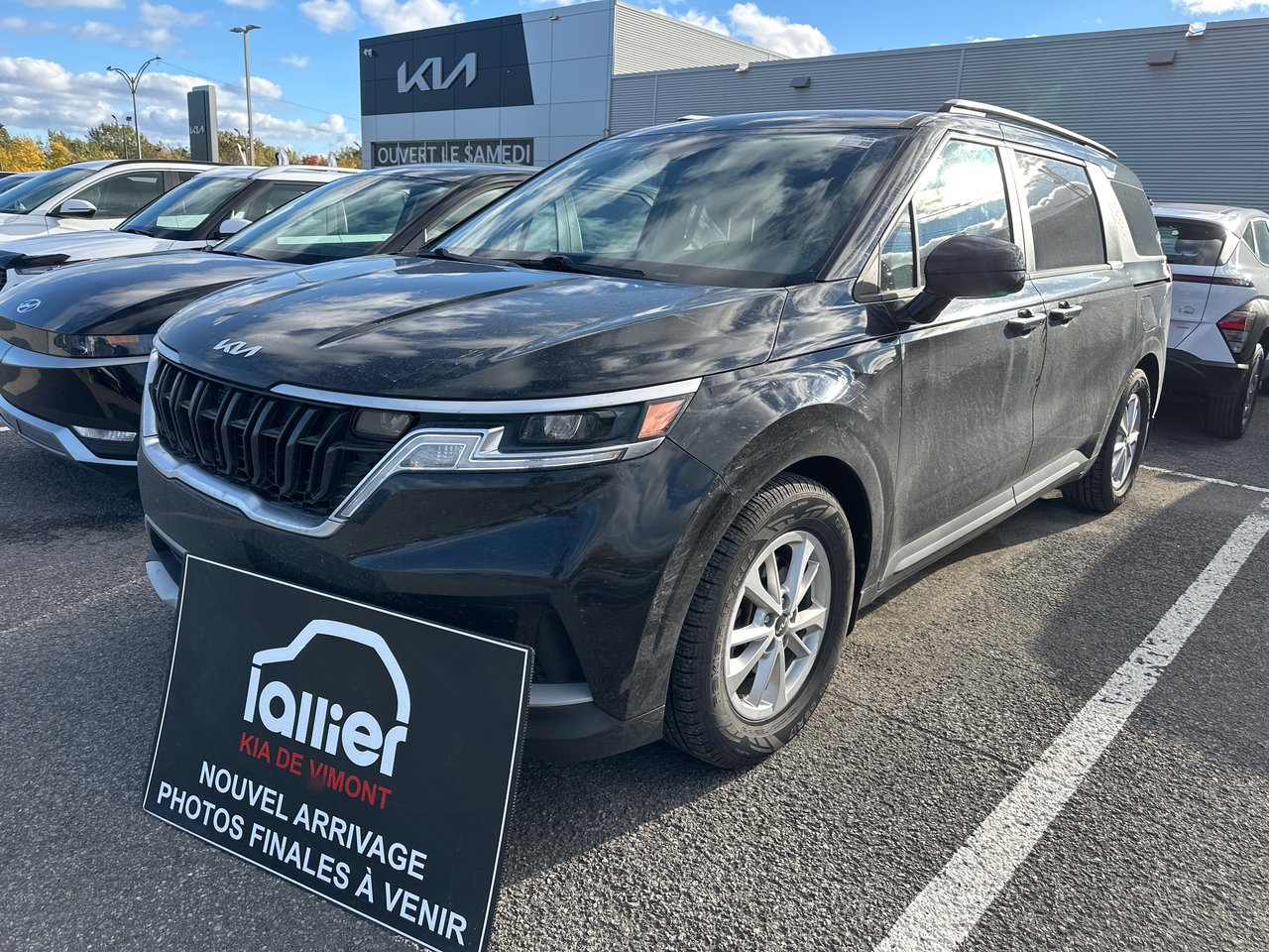 Aurora Black 2022 Kia Carnival Minivan Automatic