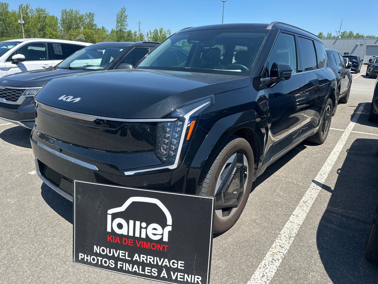 Aurora Black 2024 Kia EV9 Land AWD SUV / Crossover All-Wheel Drive Automatic