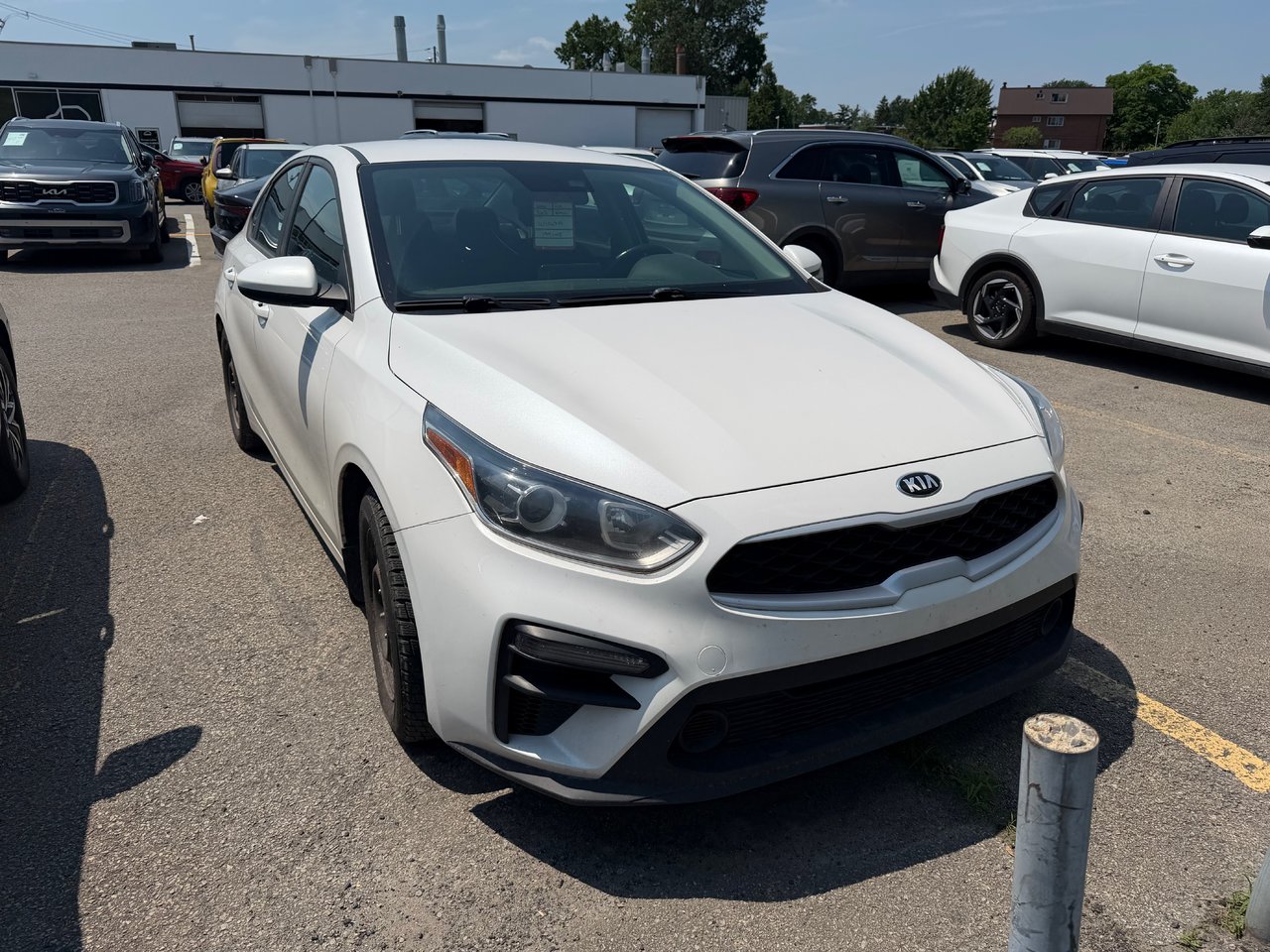 Snow White Pearl 2020 Kia Forte Sedan  