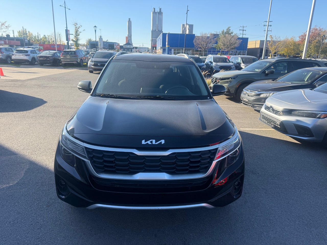 Black 2023 Kia Seltos SUV / Crossover All-Wheel Drive Continuously Variable Transmission