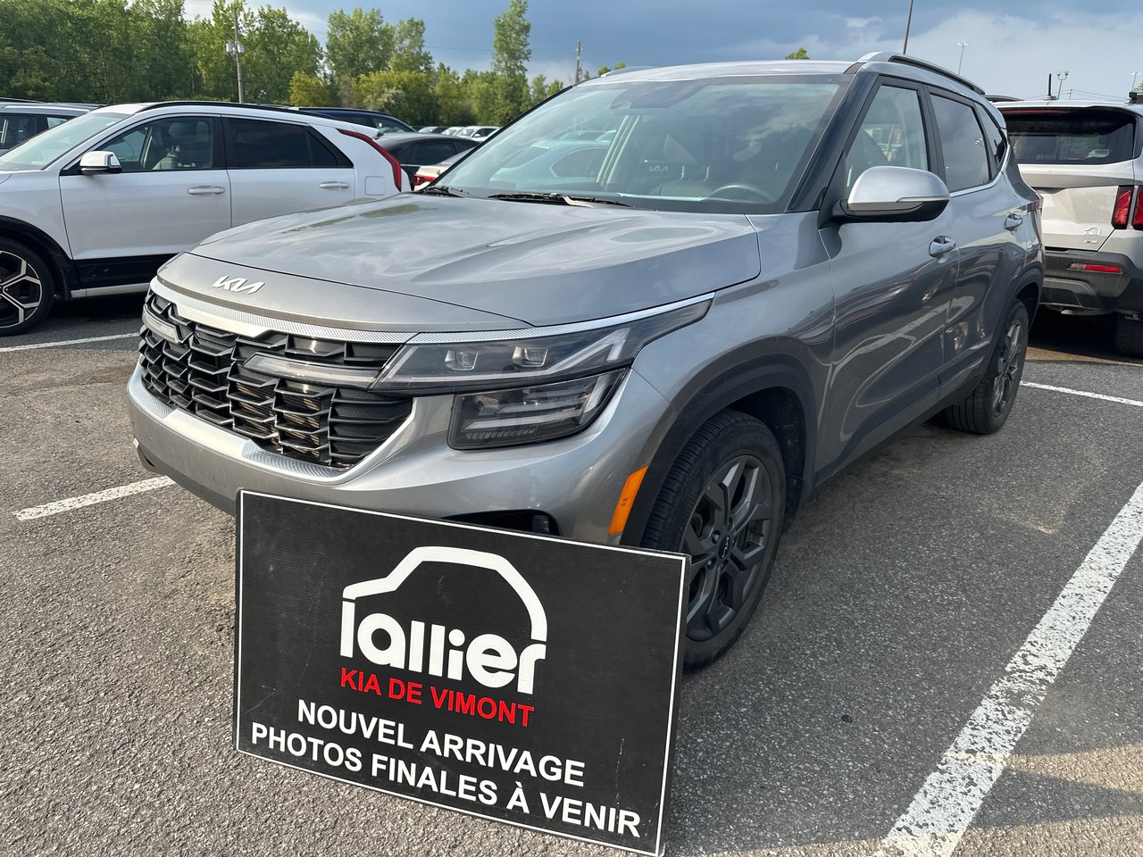 Gray (Steel Grey) 2024 Kia Seltos SUV / Crossover Front-Wheel Drive Automatic