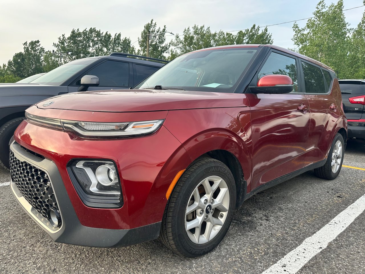 Red 2020 Kia Soul SUV / Crossover Front-Wheel Drive Automatic