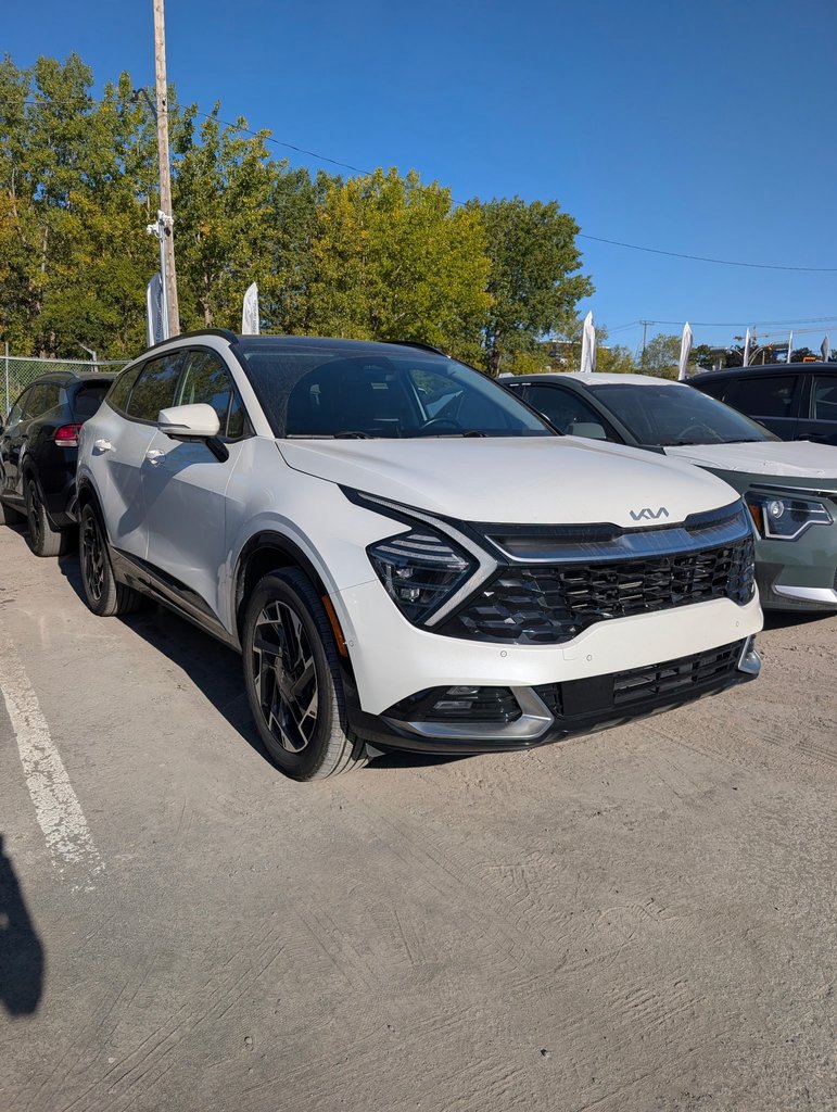  2023 Kia Sportage Plug-In Hybrid SX AWD   
