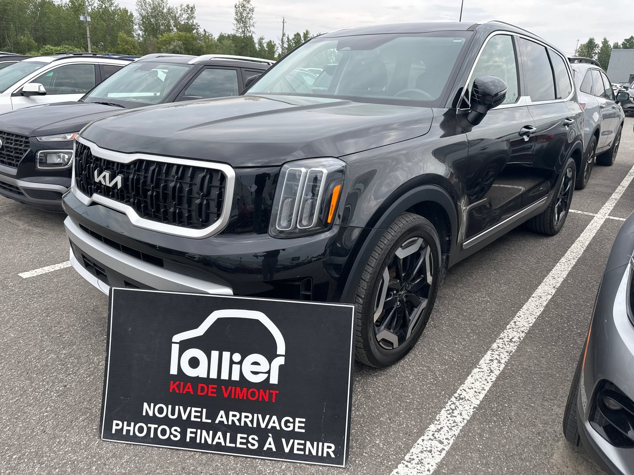 Ebony Black 2024 Kia Telluride SUV / Crossover All-Wheel Drive Automatic