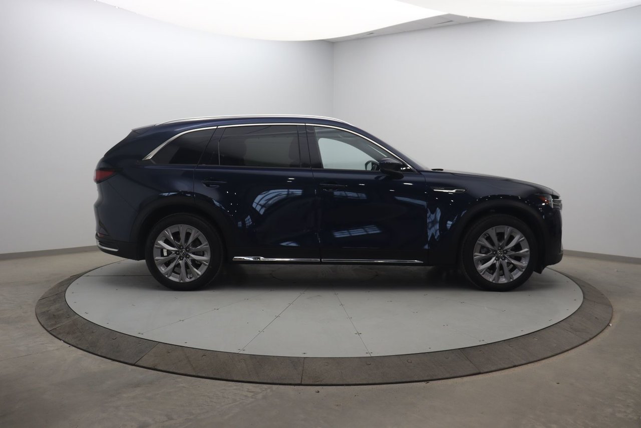 2024 Mazda CX-90
