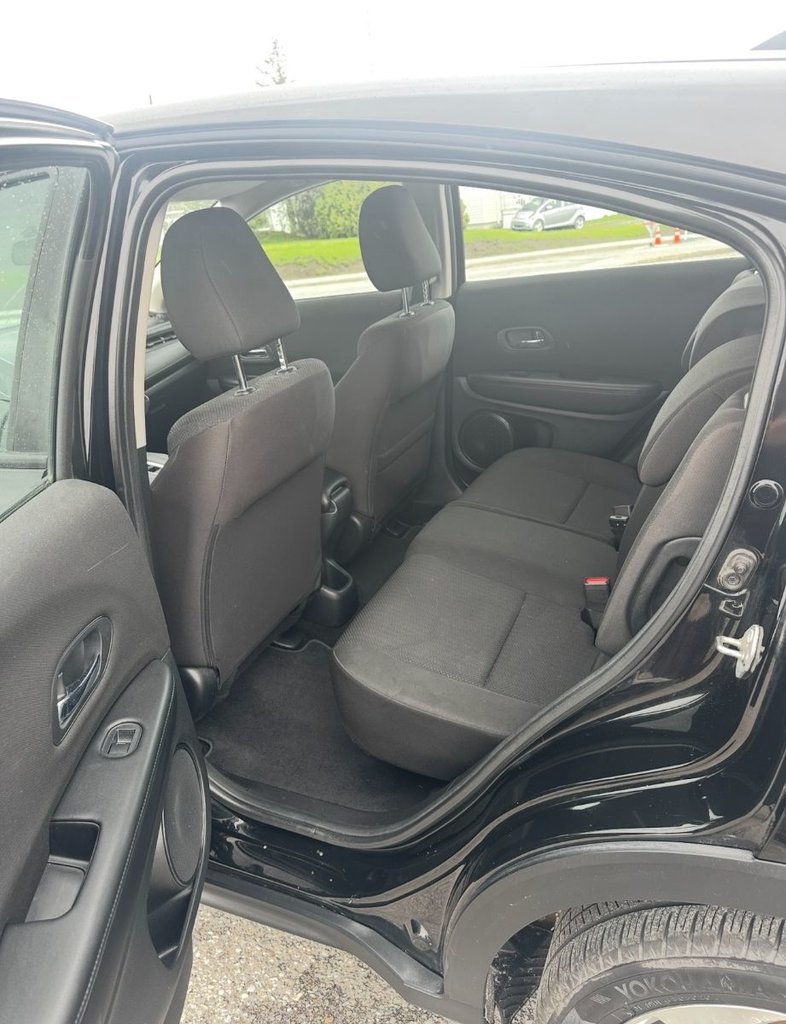 Honda HR-V LX 2016-13