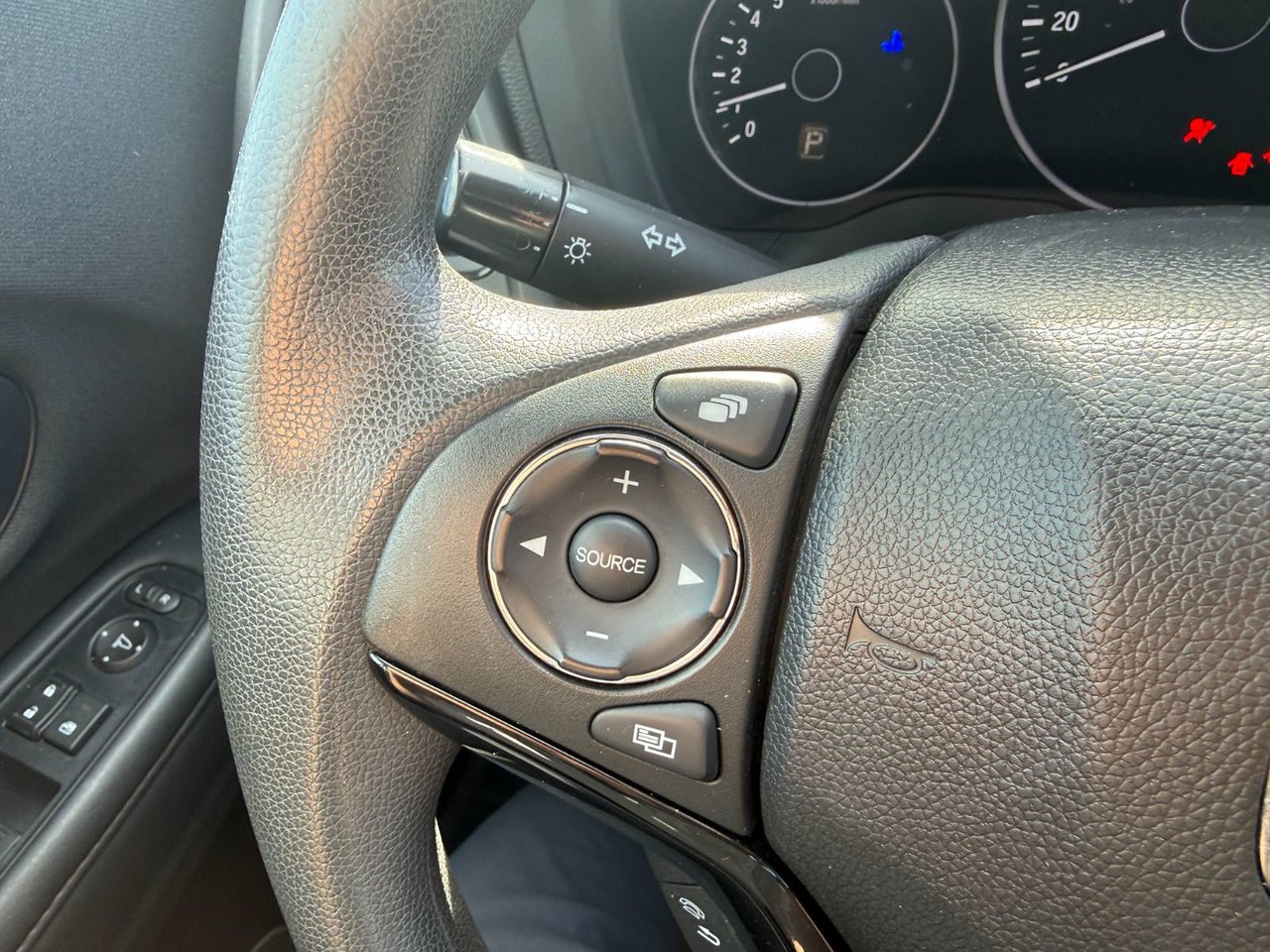 Honda HR-V LX 2017-14