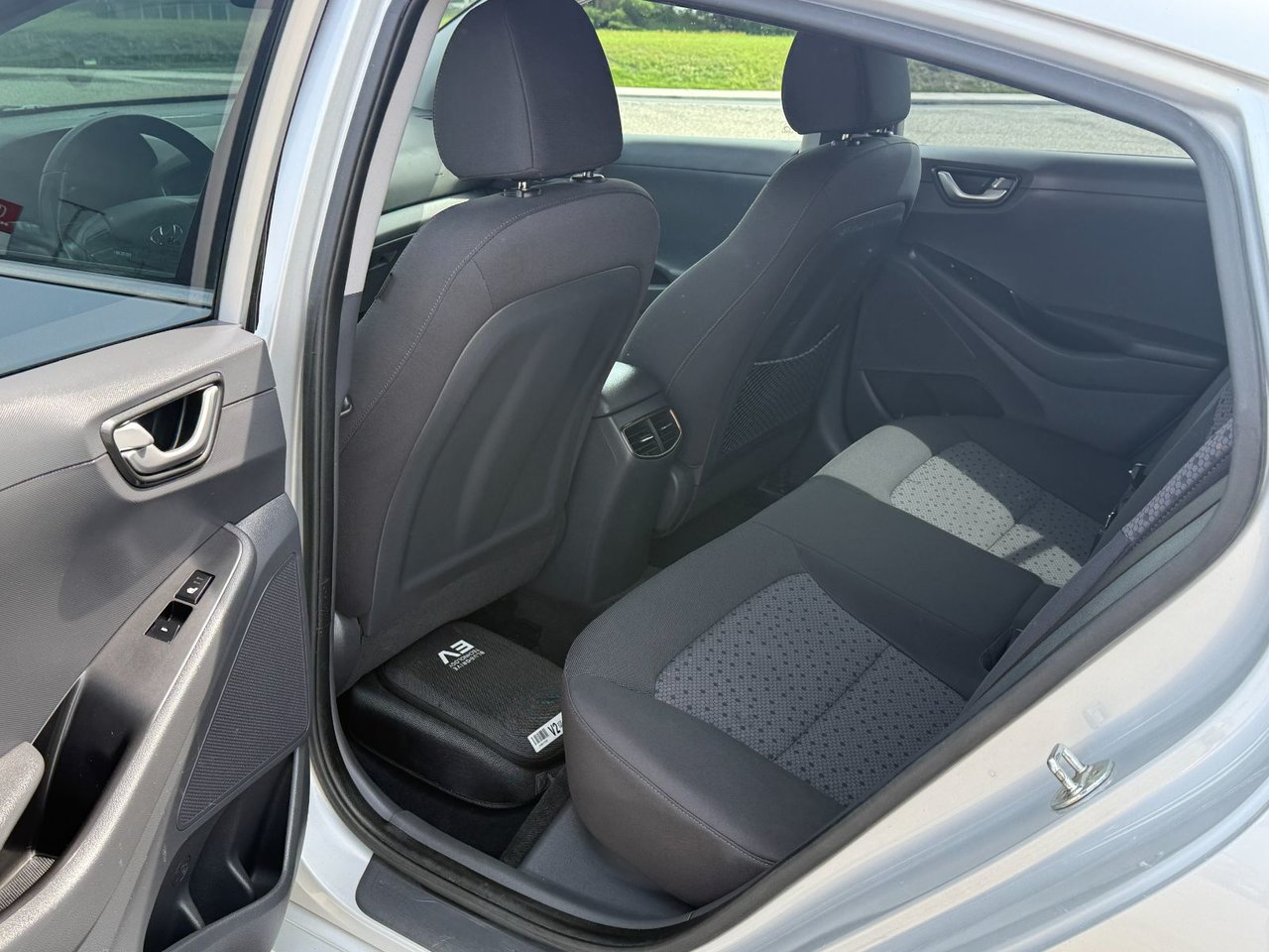 Hyundai Ioniq Electric Preferred 2019-10