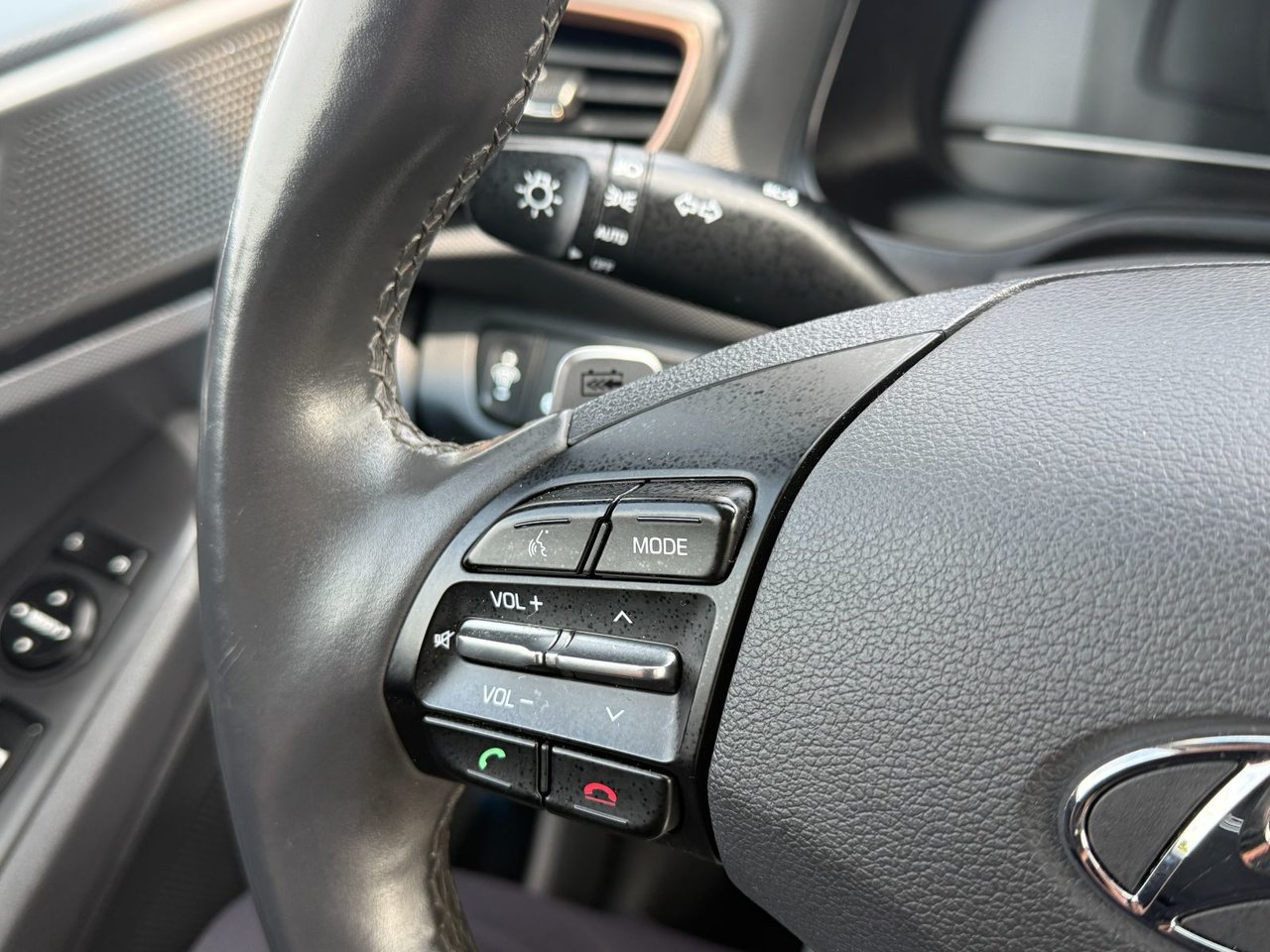 Hyundai Ioniq Electric Preferred 2019-13