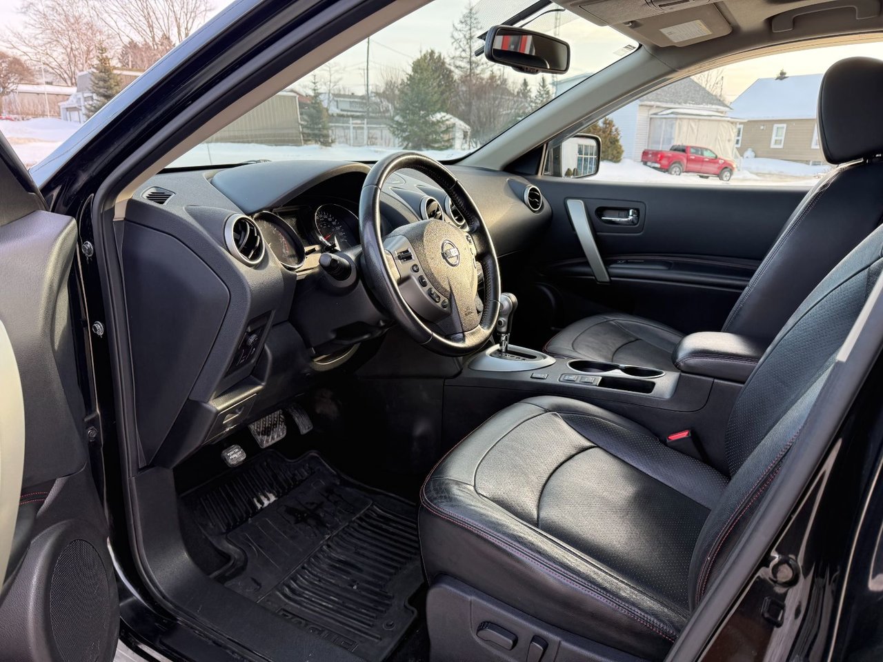 Nissan Rogue SL 2012-11