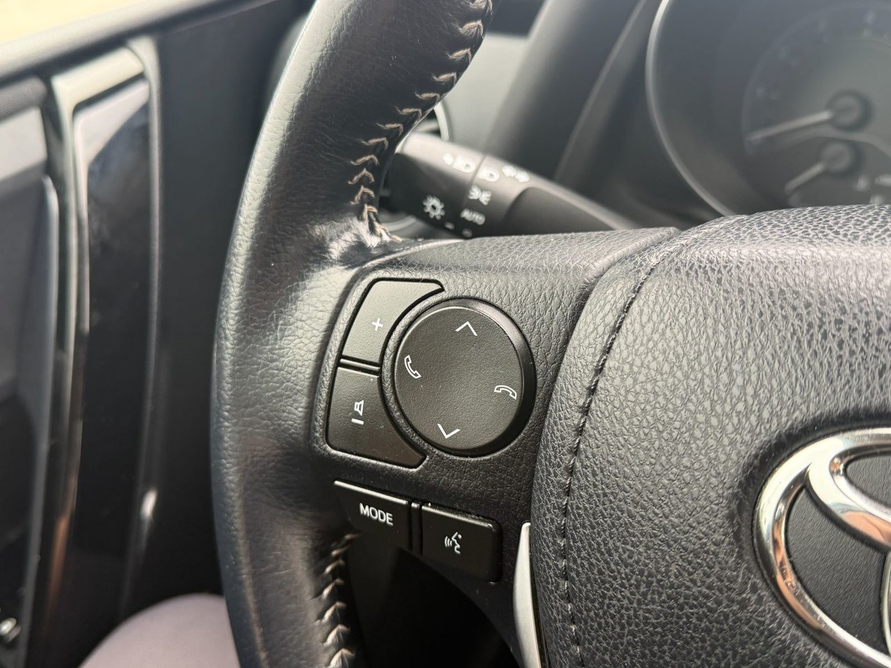 2018 Toyota Corolla iM-13