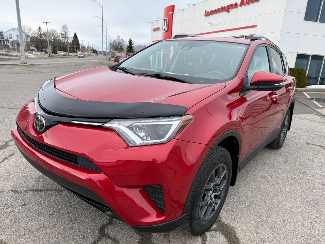 Used 2017 Toyota RAV4 with 148,744 km for sale at Otogo