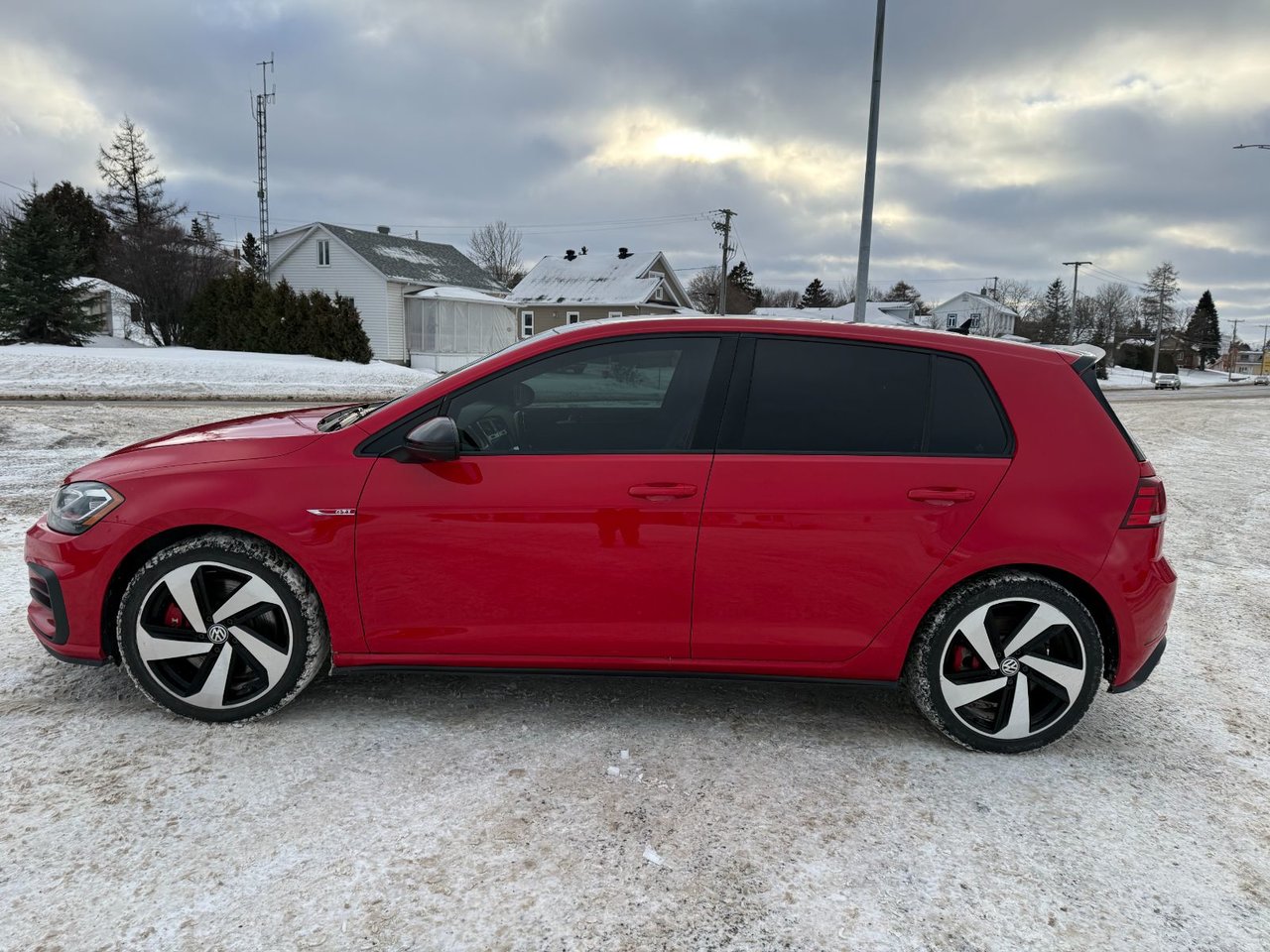 Volkswagen Golf GTI  2019-8