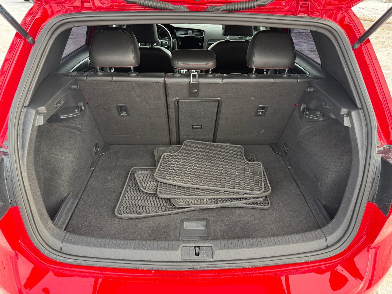 Volkswagen Golf GTI  2019-6