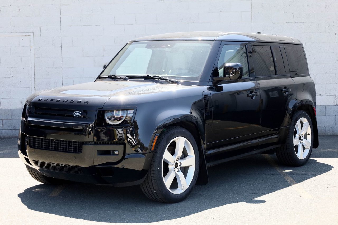 2026 Land Rover Defender 110 X-Dynamic SE-5