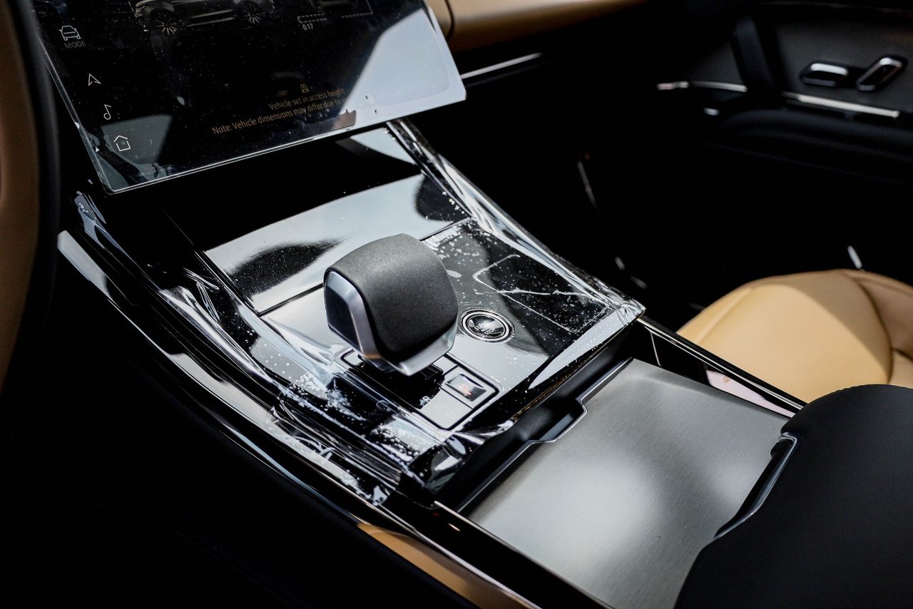 2026 Land Rover Range Rover Sport Dynamic SE-13