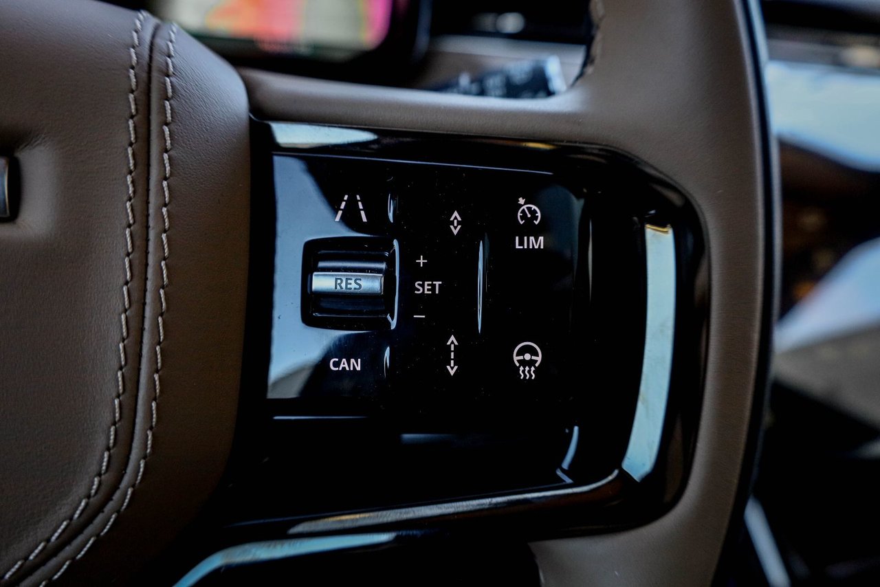 2026 Land Rover Range Rover Sport Dynamic SE-18