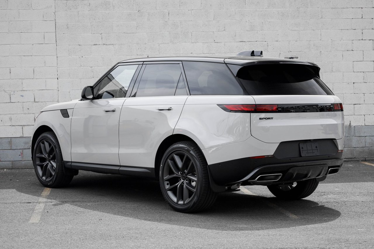 2026 Land Rover Range Rover Sport S-7