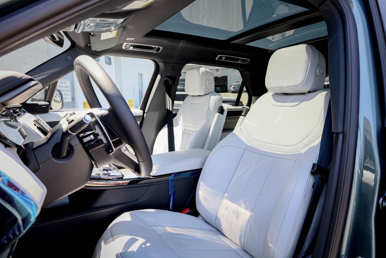 2026 Land Rover Range Rover Sport S-13