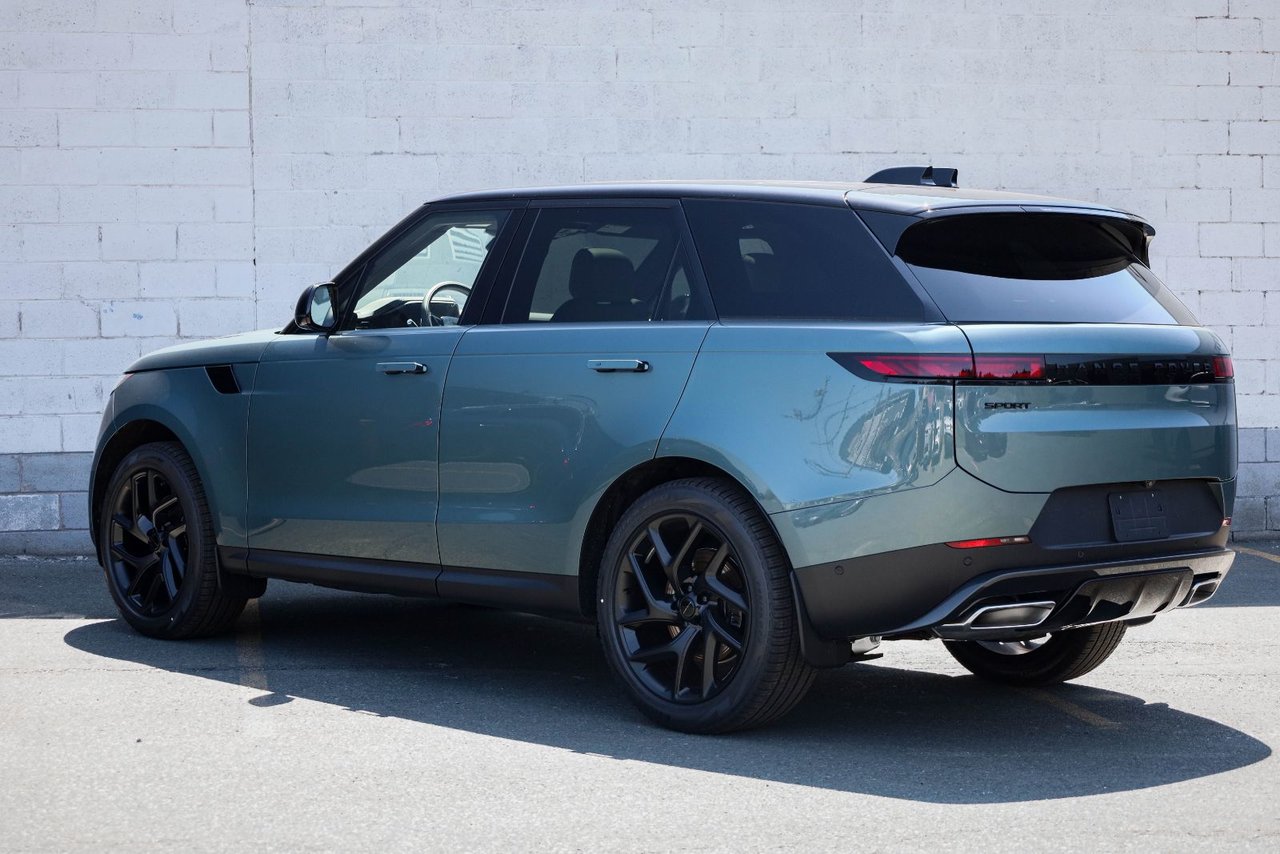 2026 Land Rover Range Rover Sport S-7