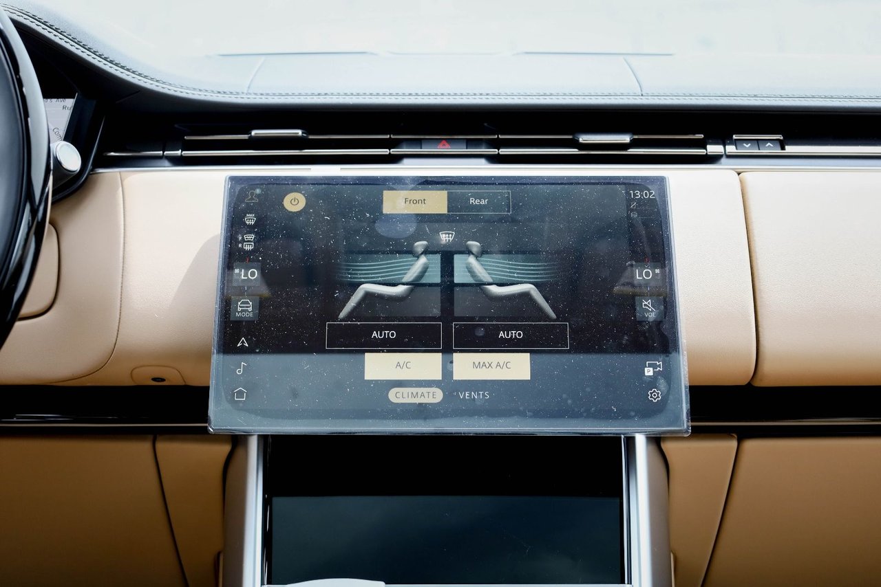 2026 Land Rover Range Rover SE SWB-19