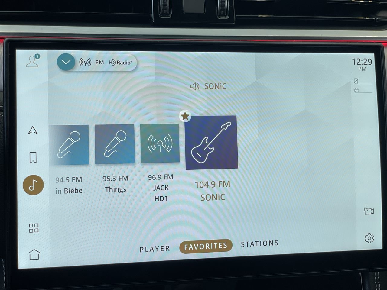 Used 2023 Hakuba Silver Met Jaguar P250 R-DYNAMIC S image 24