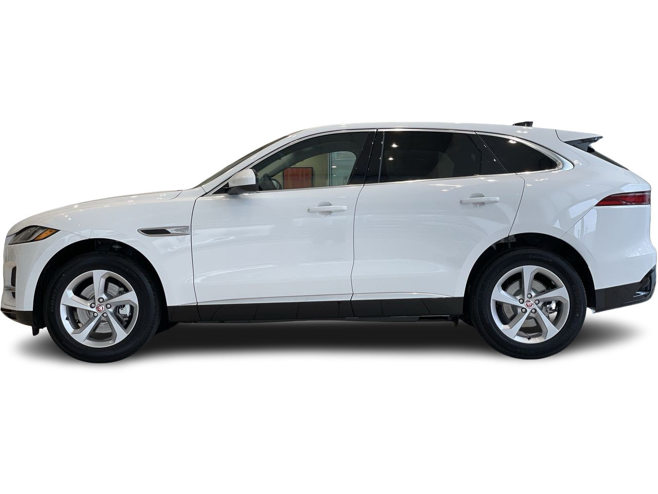Used 2023 Fuji White Jaguar P250 AWD S image 7