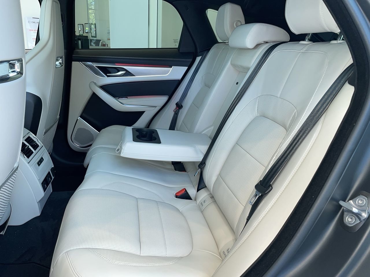 Used 2024 Portofino Blue (Met) Jaguar P250 R-DYNAMIC S image 31