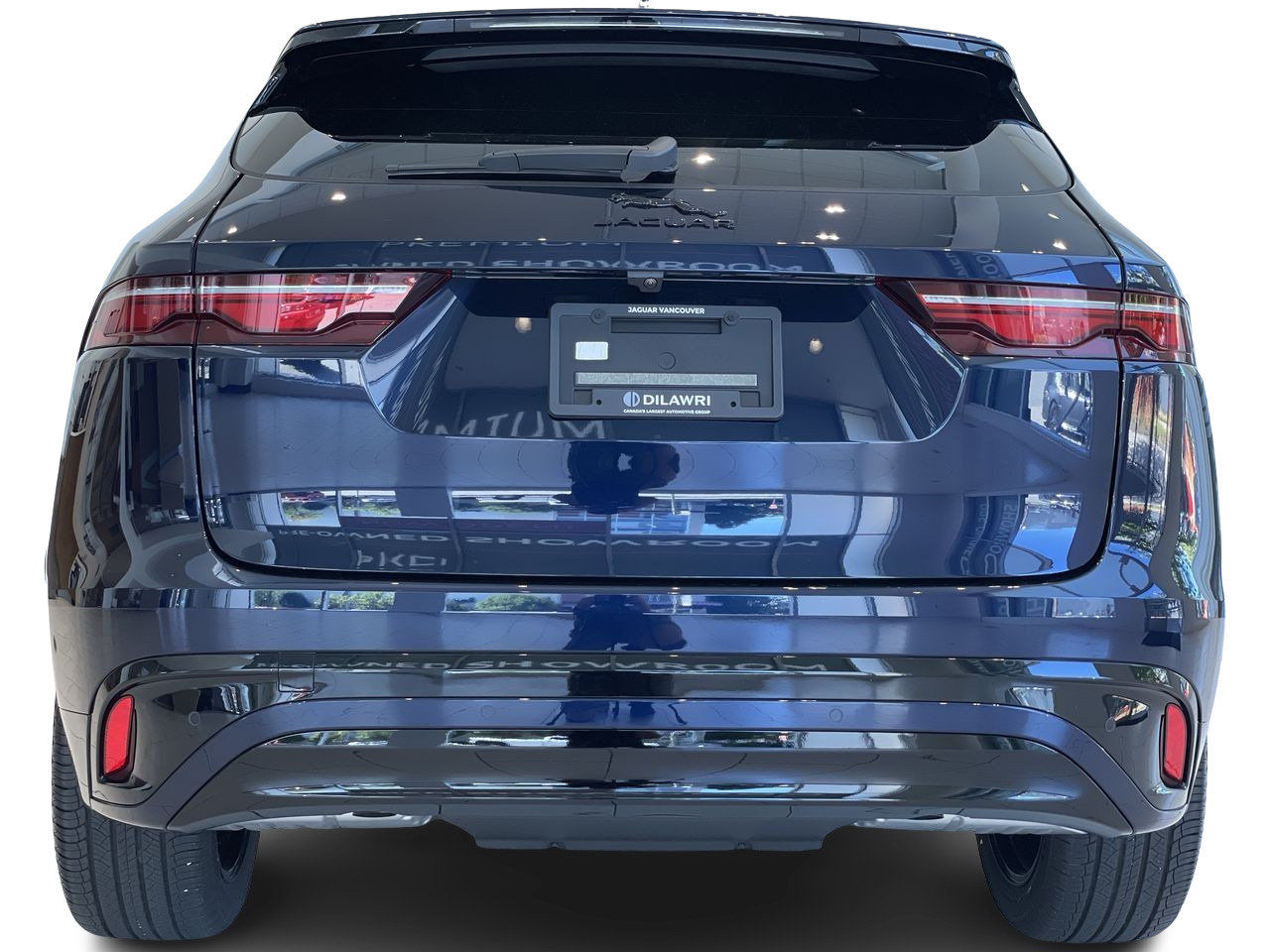 Used 2024 Portofino Blue (Met) Jaguar P250 R-DYNAMIC S image 11